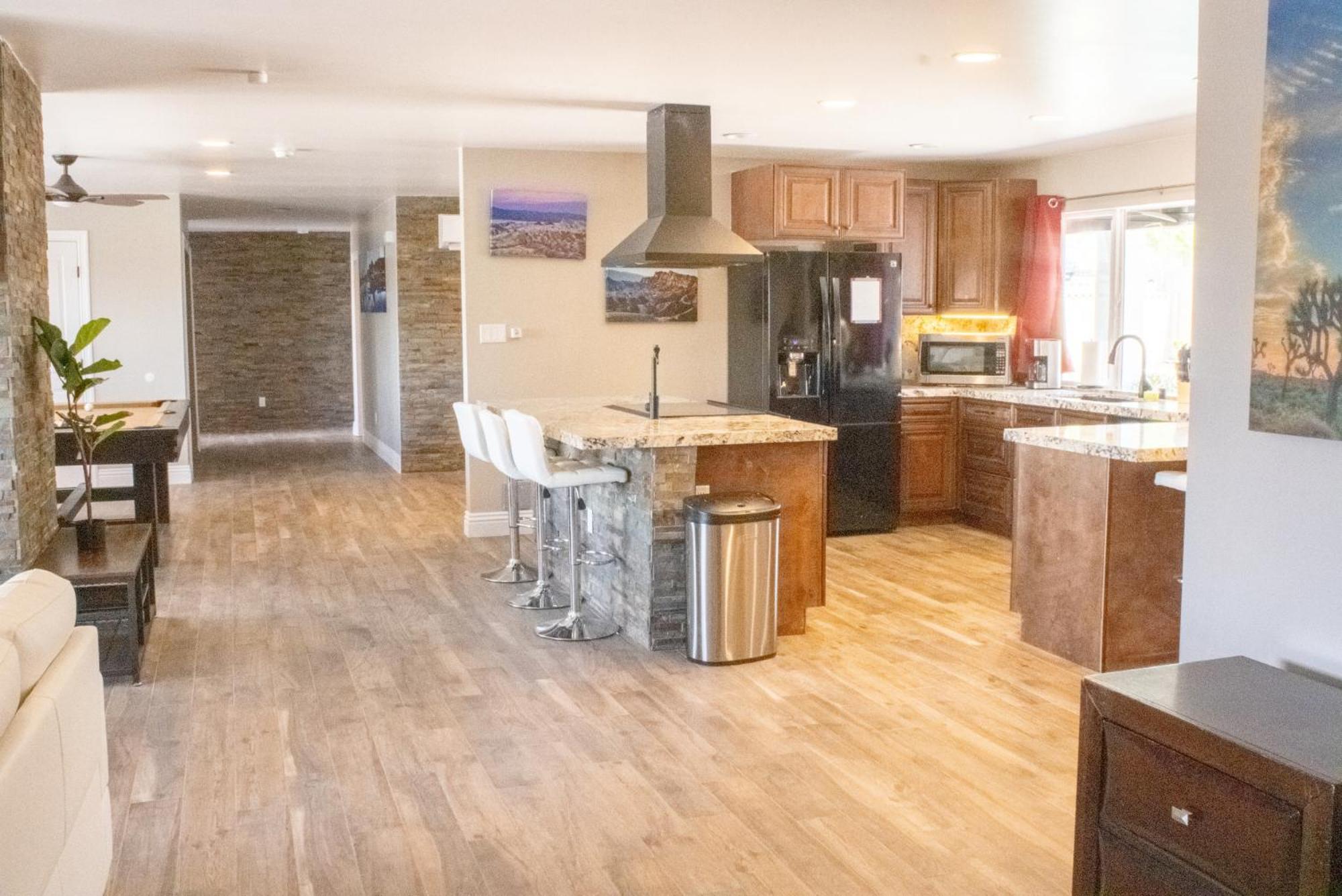 Lux Private Home - Pool, Billiards, 8 Smart Tvs, Board Games, Cotton Bedding - The Stone Sanctuary At Mccullough Hills Trailhead Las Vegas Exteriör bild