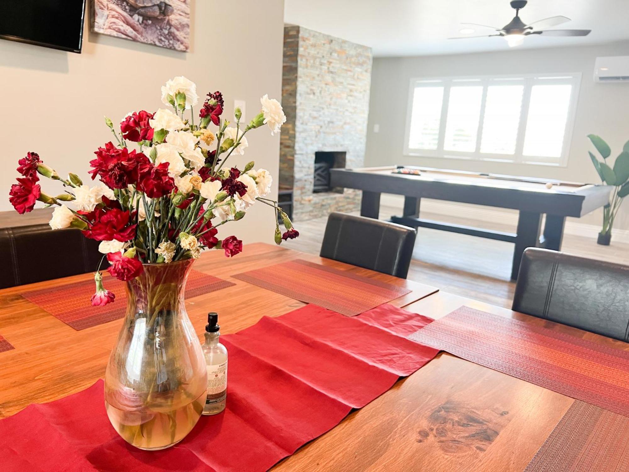 Lux Private Home - Pool, Billiards, 8 Smart Tvs, Board Games, Cotton Bedding - The Stone Sanctuary At Mccullough Hills Trailhead Las Vegas Exteriör bild
