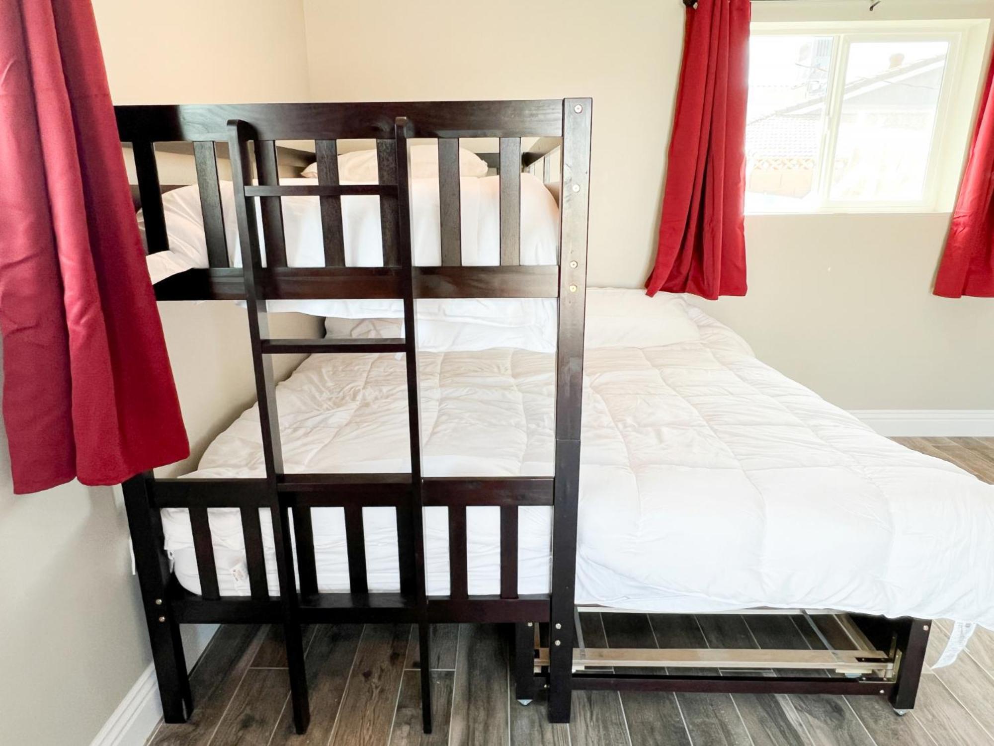 Lux Private Home - Pool, Billiards, 8 Smart Tvs, Board Games, Cotton Bedding - The Stone Sanctuary At Mccullough Hills Trailhead Las Vegas Exteriör bild