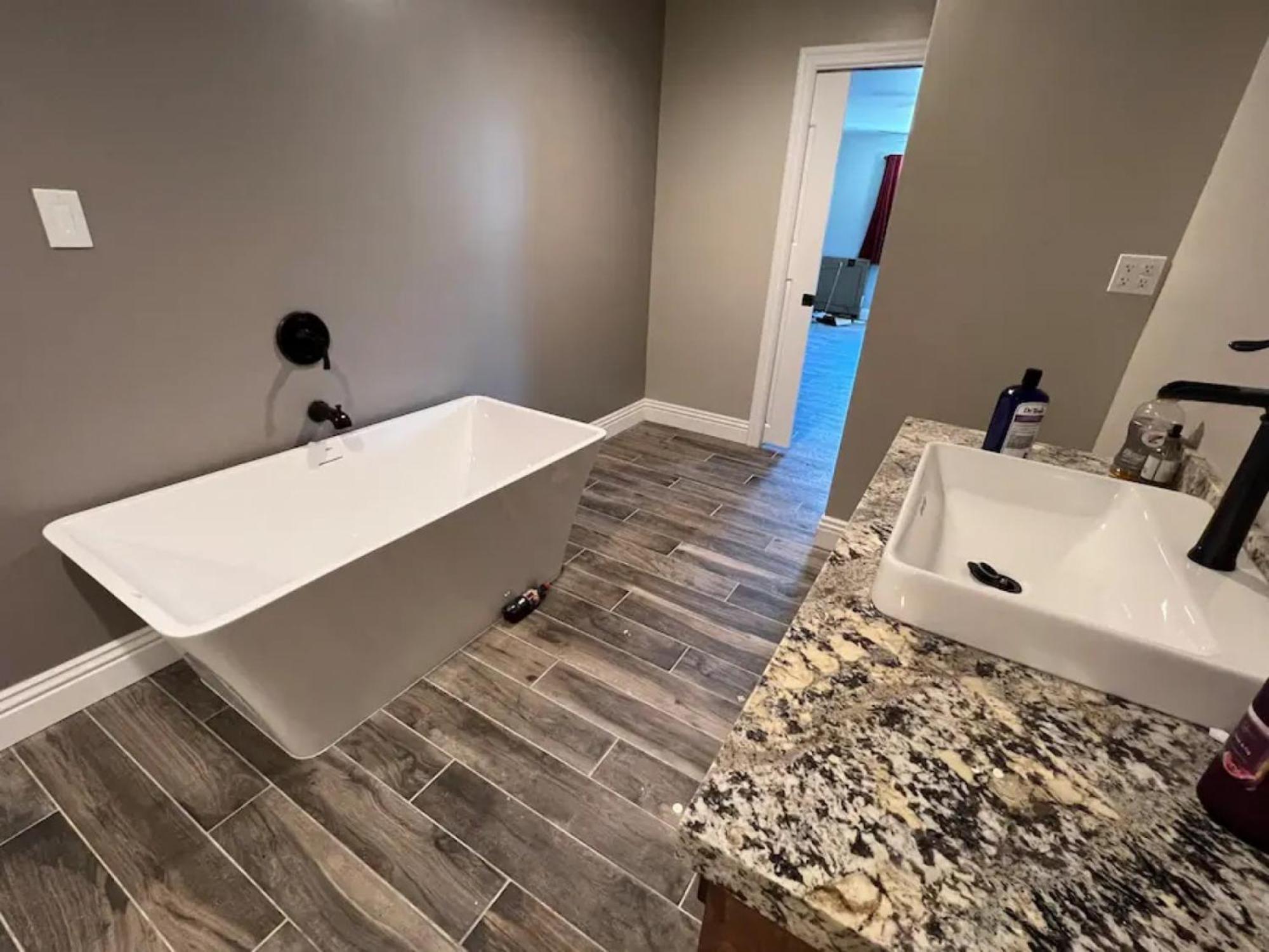 Lux Private Home - Pool, Billiards, 8 Smart Tvs, Board Games, Cotton Bedding - The Stone Sanctuary At Mccullough Hills Trailhead Las Vegas Exteriör bild